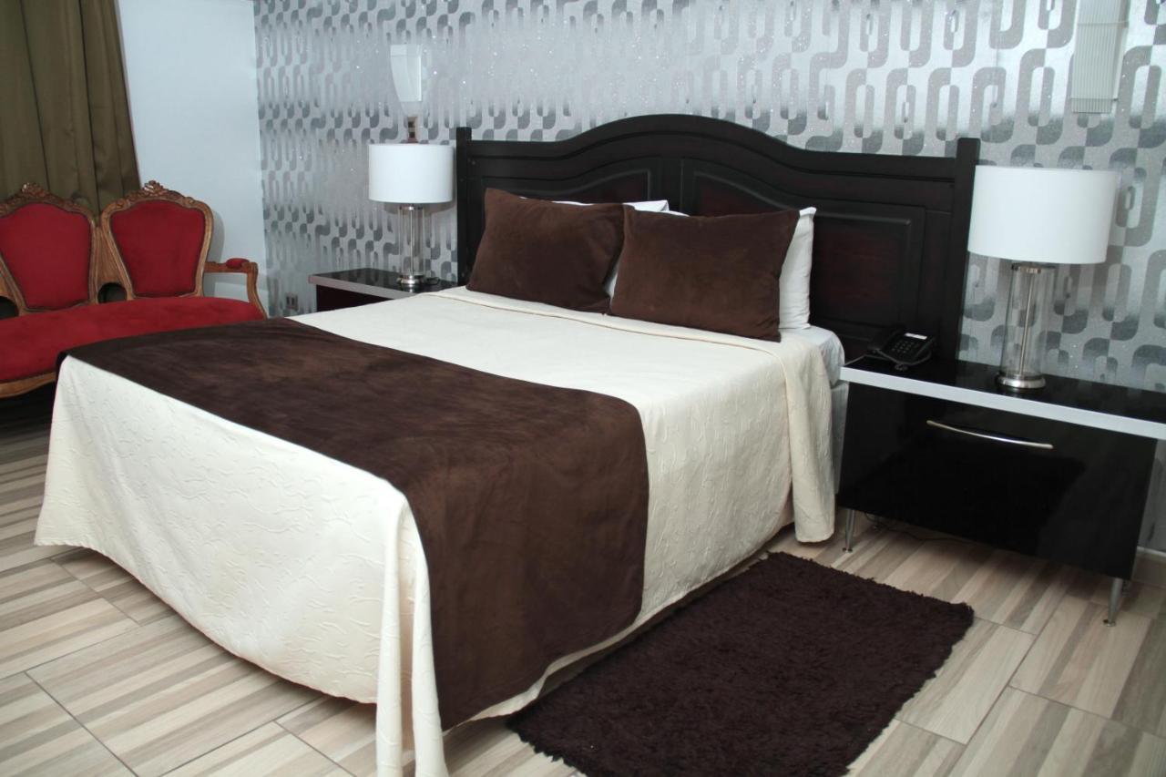 Hotel del amor Blue
